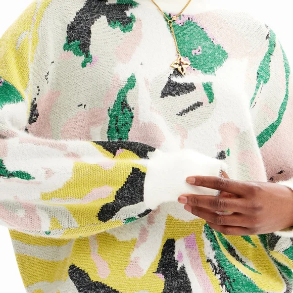 Floral Patterned Sweater - Picture 5 of 7